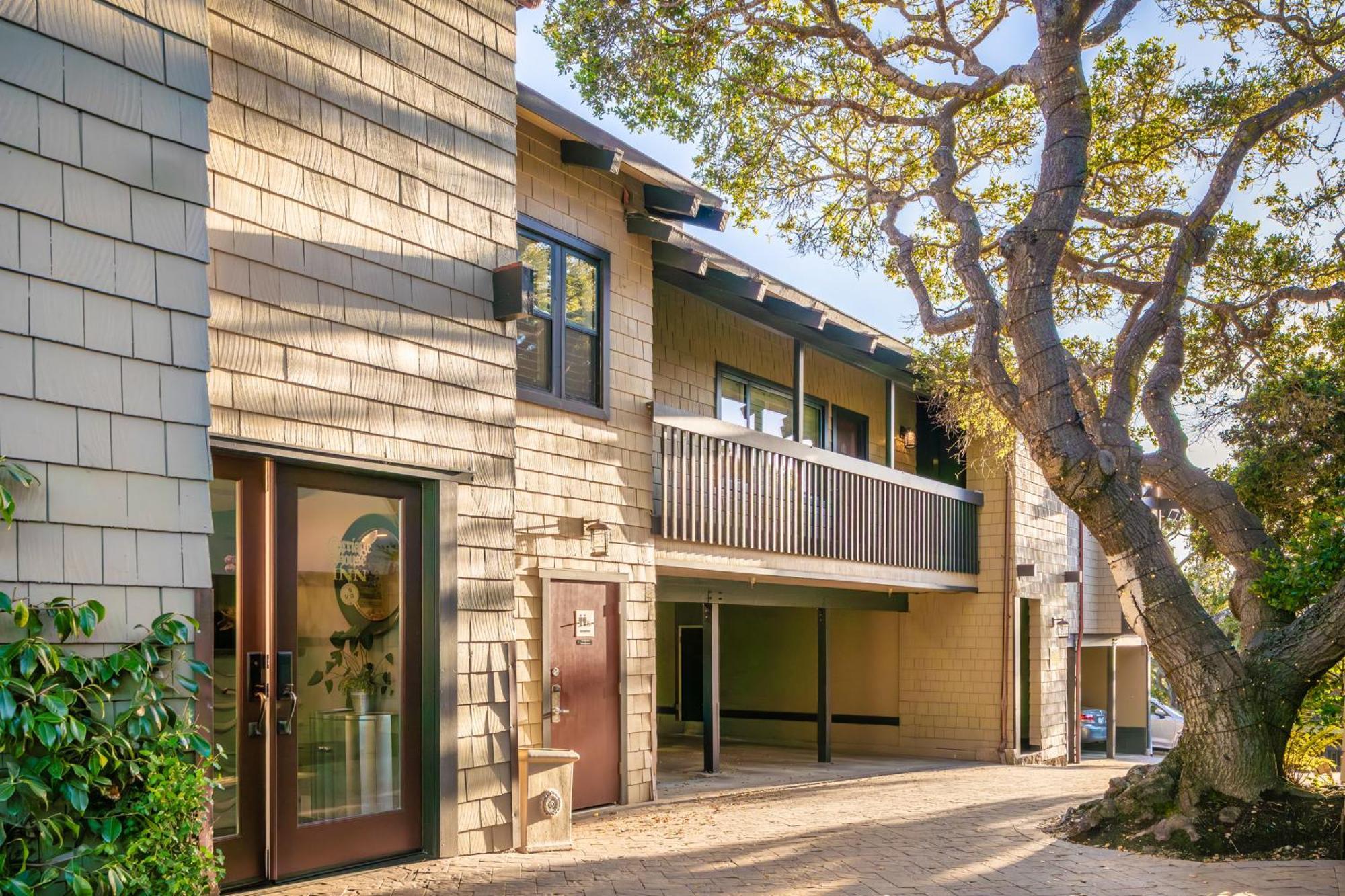 Carriage House Inn Carmel-by-the-Sea Exterior photo